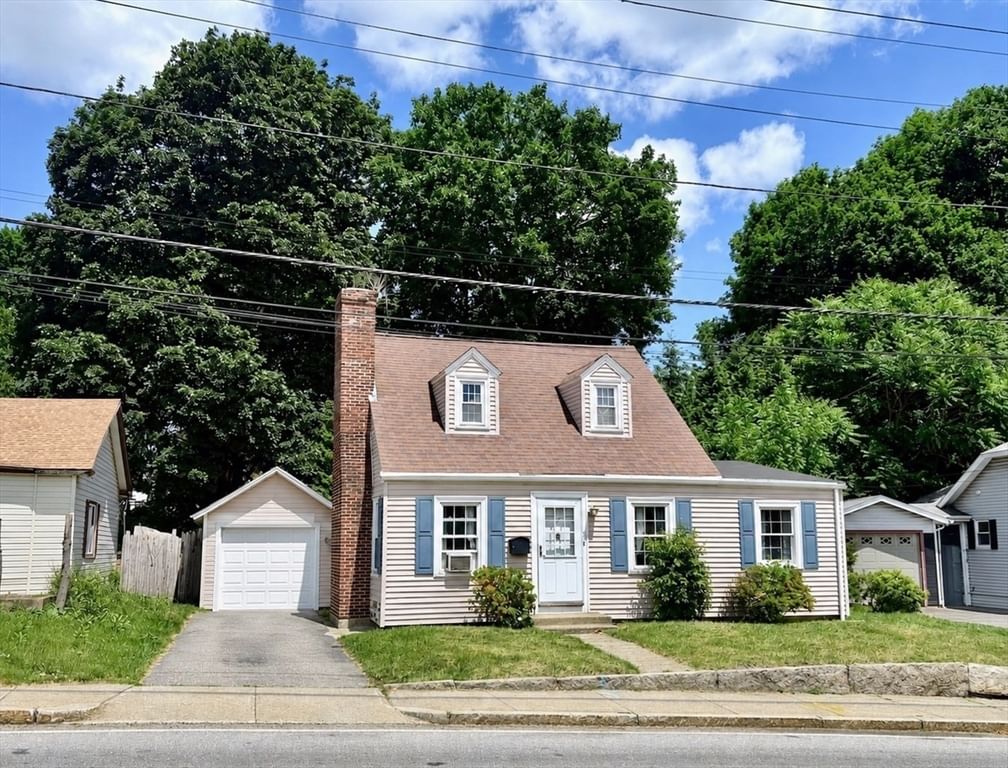 5 Canal St, Millbury, MA Photo #2