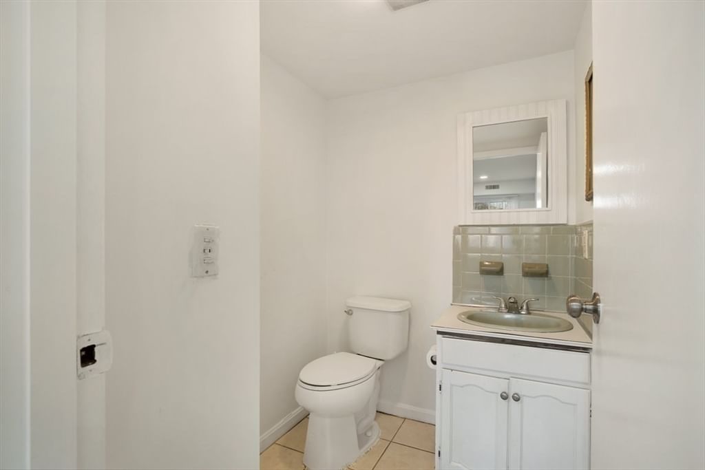 15 Oak Neck Rd #11, Barnstable, MA Photo #18