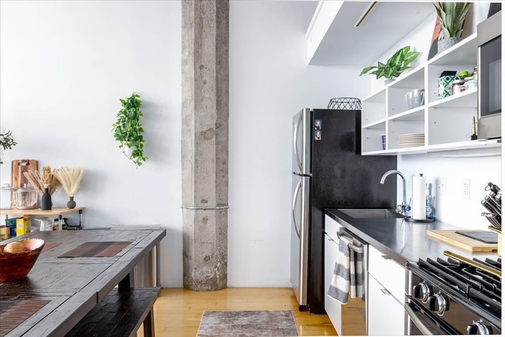 156 Porter St #320, Boston, MA Photo #6