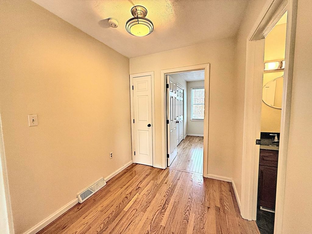 88 Belmont St #88, Lowell, MA, 88 Belmont St #88, Lowell, MA Photo #5