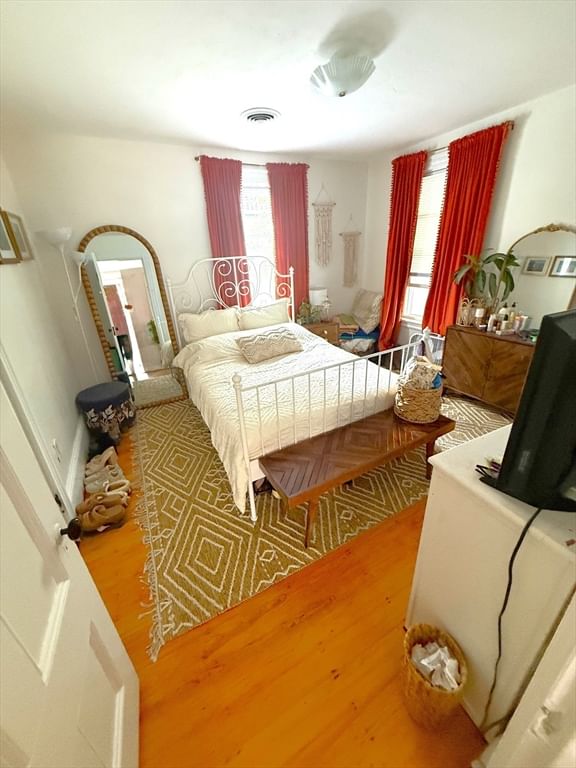 632 East  7th ST #2, Boston, MA Photo #5
