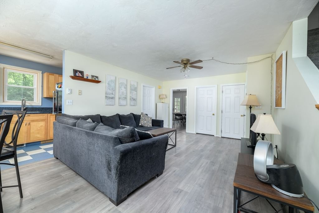 20 Stefaniak AVE #4, Webster, MA Photo #5