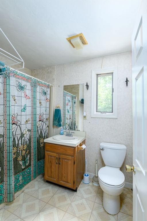 20 Stefaniak AVE #4, Webster, MA Photo #9