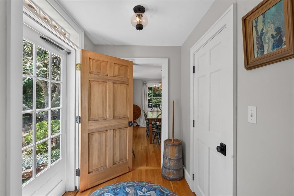 205 Meetinghouse Way, Edgartown, MA, 205 Meetinghouse Way, Edgartown, MA Photo #2