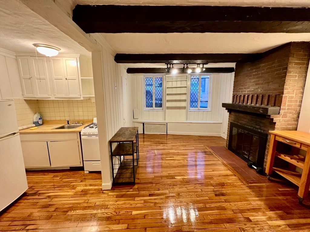 101 Myrtle St #A, Boston, MA, 101 Myrtle St #A, Boston, MA Photo #2