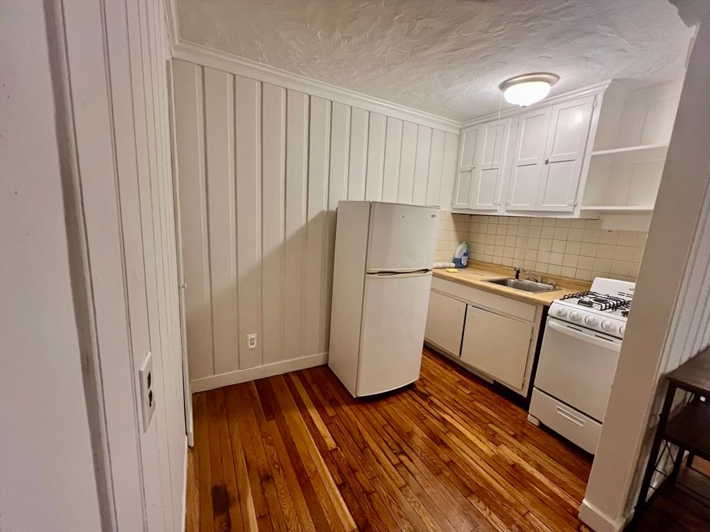 101 Myrtle St #A, Boston, MA, 101 Myrtle St #A, Boston, MA Photo #6