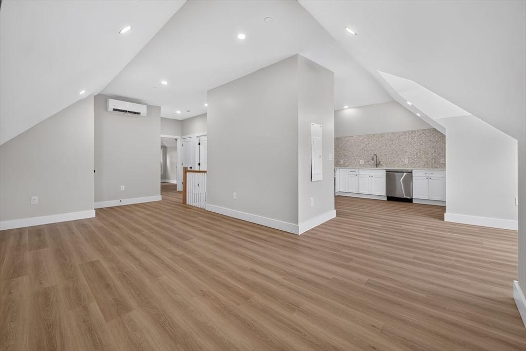 533 Washington Street, Boston, MA, 533 Washington Street, Boston, MA Photo #4