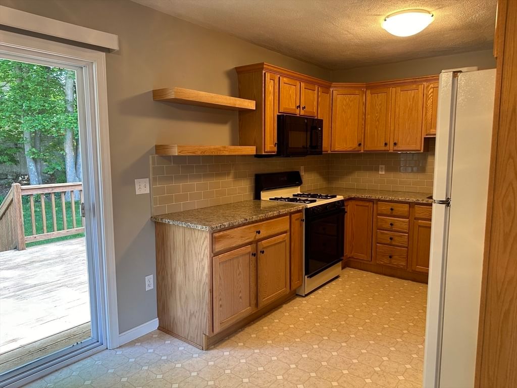 59 Bennett Street, Hudson, MA, 59 Bennett Street, Hudson, MA Photo #10