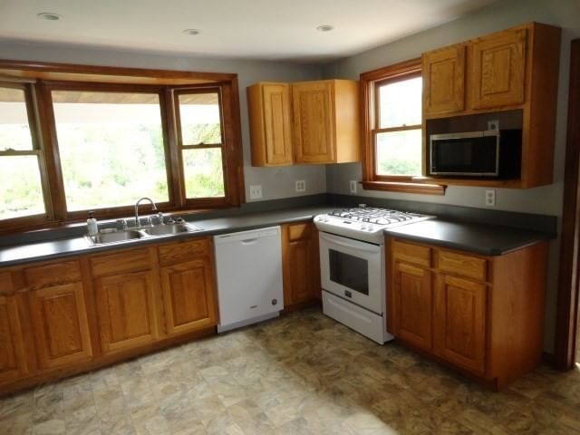 211 Old Meetinghouse Road #A, Townsend, MA Photo #5