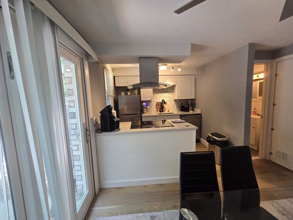 6 Corey Colonial #6, Agawam, MA Photo #11