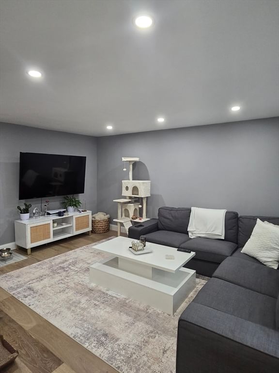 6 Corey Colonial #6, Agawam, MA Photo #5