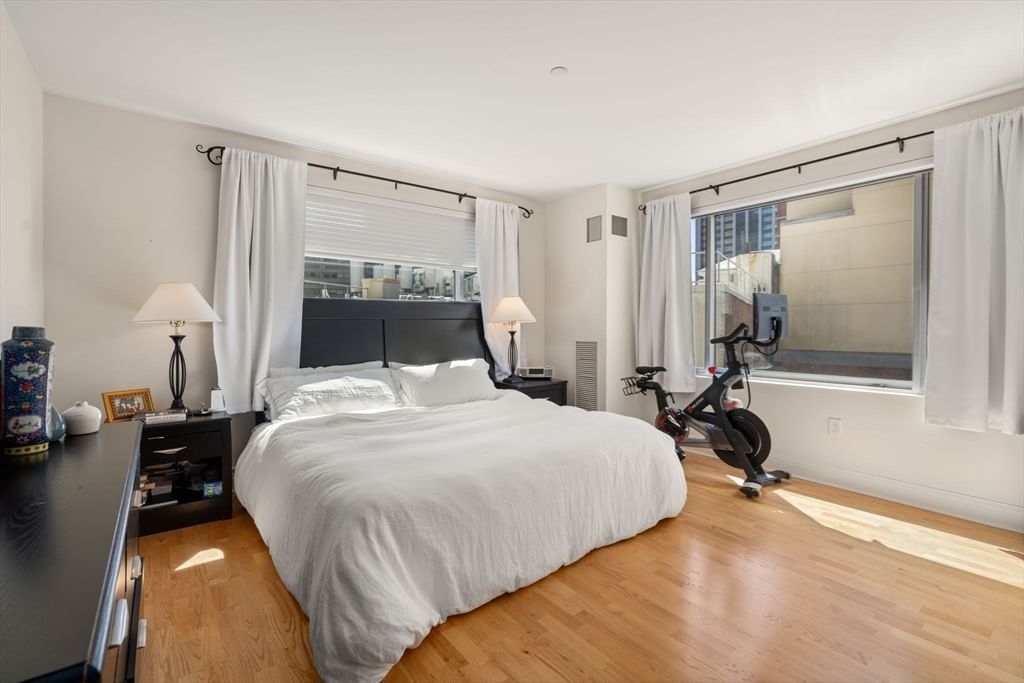 1 Huntington Ave #807, Boston, MA Photo #16
