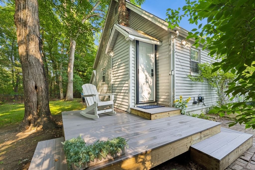 70 Mirror Lake Ave #70, Norfolk, MA Photo #29