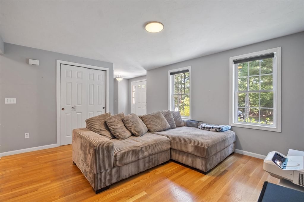 23 Black Cat Rd, Plymouth, MA, 23 Black Cat Rd, Plymouth, MA Photo #11
