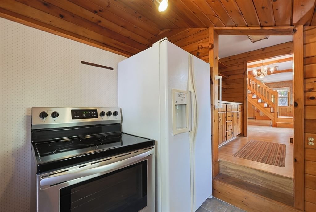 640 Pulaski Blvd, Bellingham, MA Photo #13
