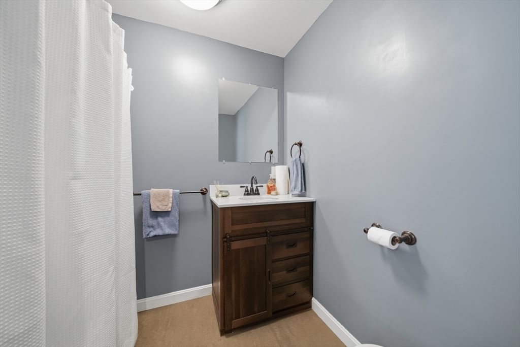 1 Rock Forest Drive, Hooksett, NH Photo #31