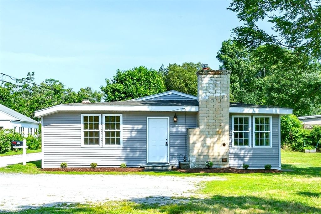 Photo of 120 &124 Pelletier Lane, Tiverton, RI