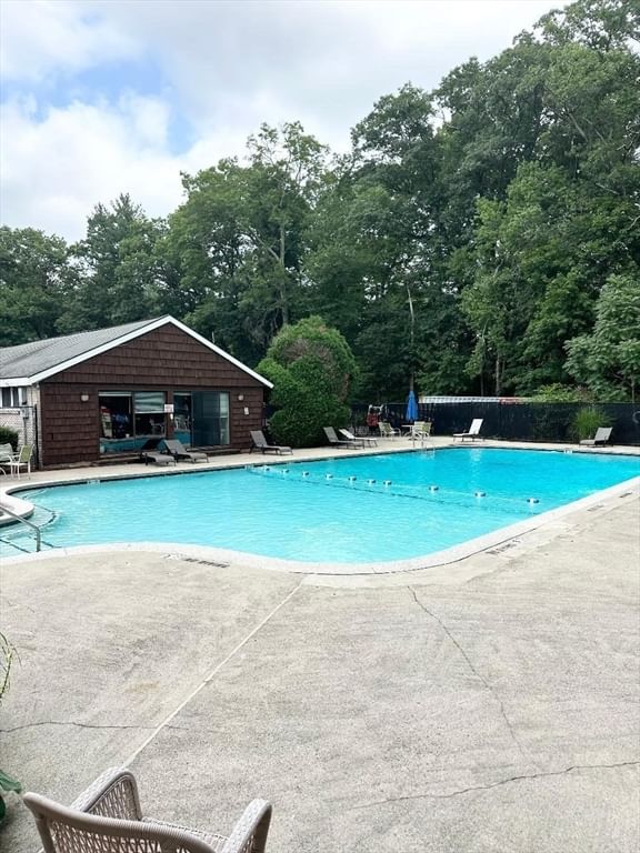 Photo of 3 Greenbriar Drive, North Reading, MA