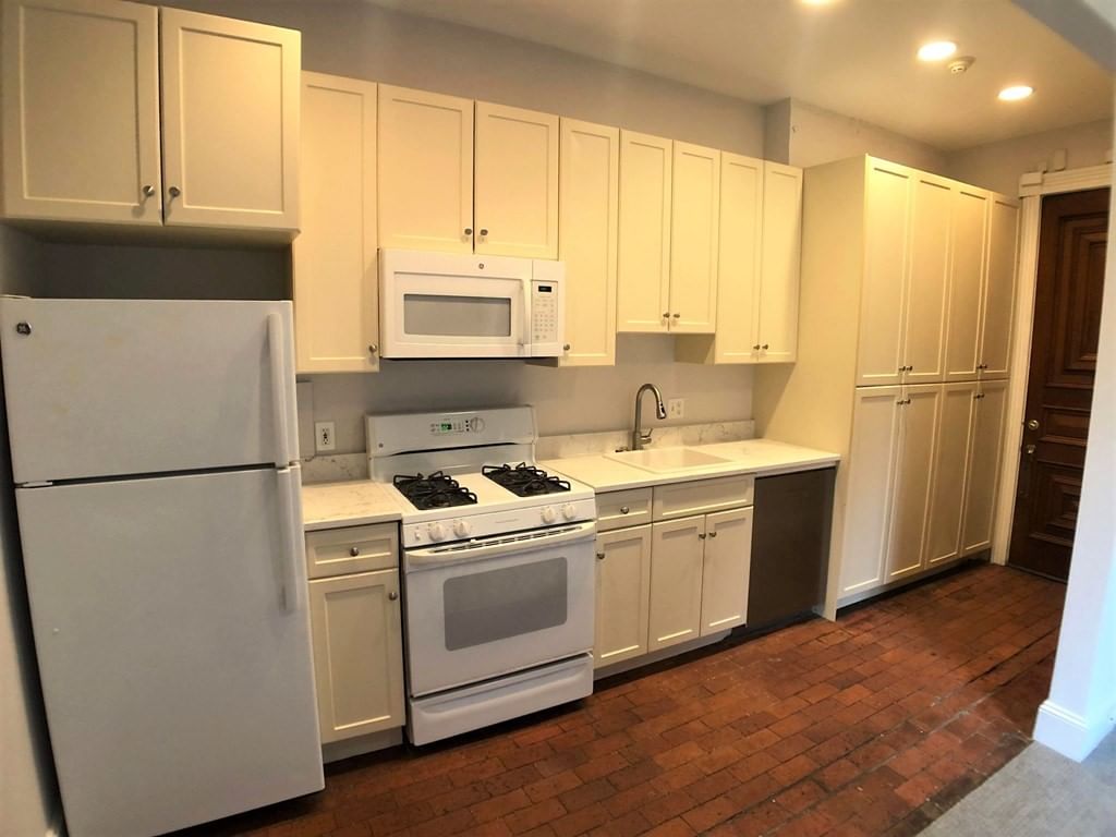 29 Branch ST #1, Boston, MA Photo #2