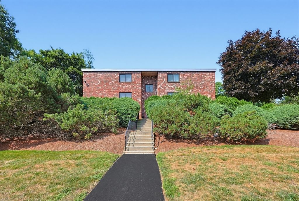 65 Milliken Ave #3, Franklin, MA Photo #22