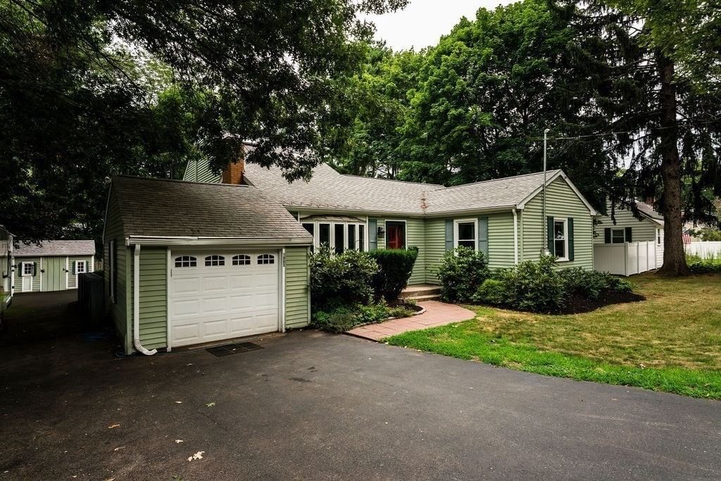 1083 Edgell Rd, Framingham, MA, 1083 Edgell Rd, Framingham, MA Photo #29