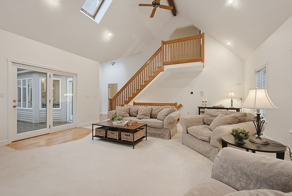 25 Erin Way, Holliston, MA Photo #17