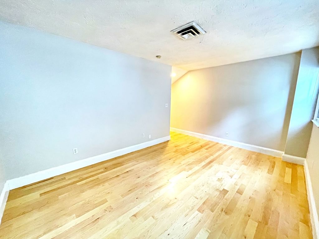 182 Cottage St #101, Boston, MA, 182 Cottage St #101, Boston, MA Photo #6