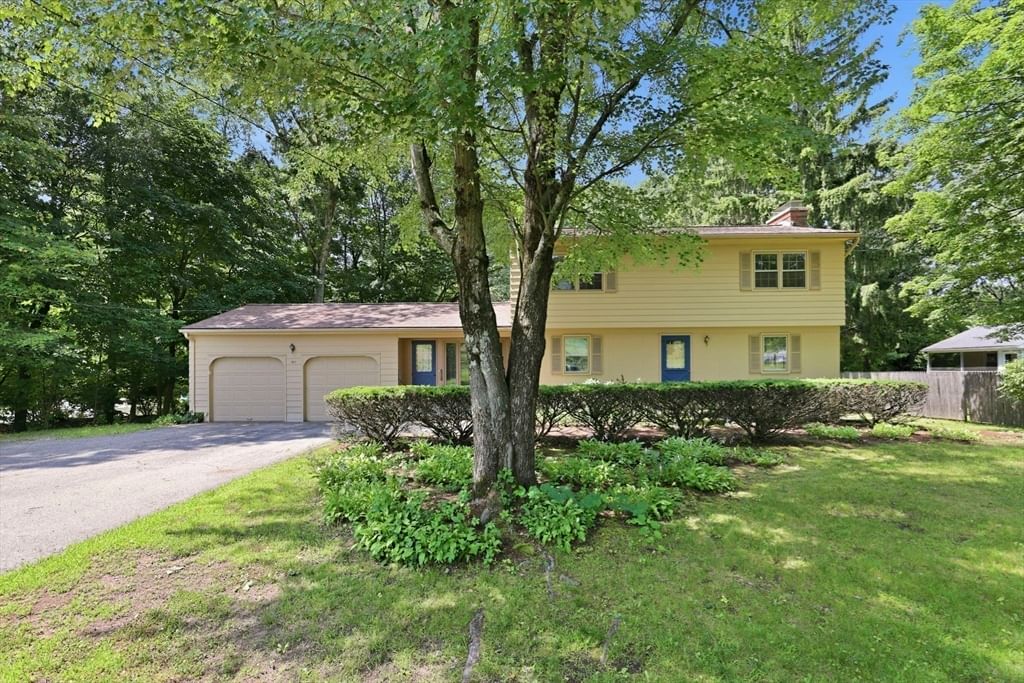 907 Main St, Wilbraham, MA, 907 Main St, Wilbraham, MA Photo #36