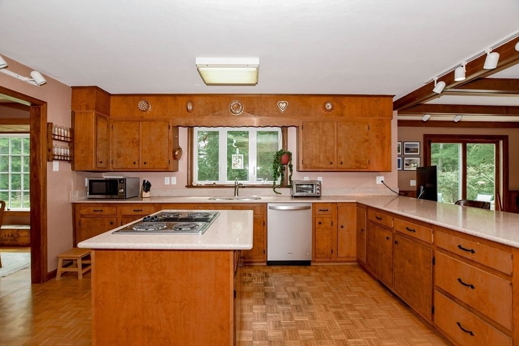 62 Olde Knoll Road, Marion, MA, 62 Olde Knoll Road, Marion, MA Photo #9