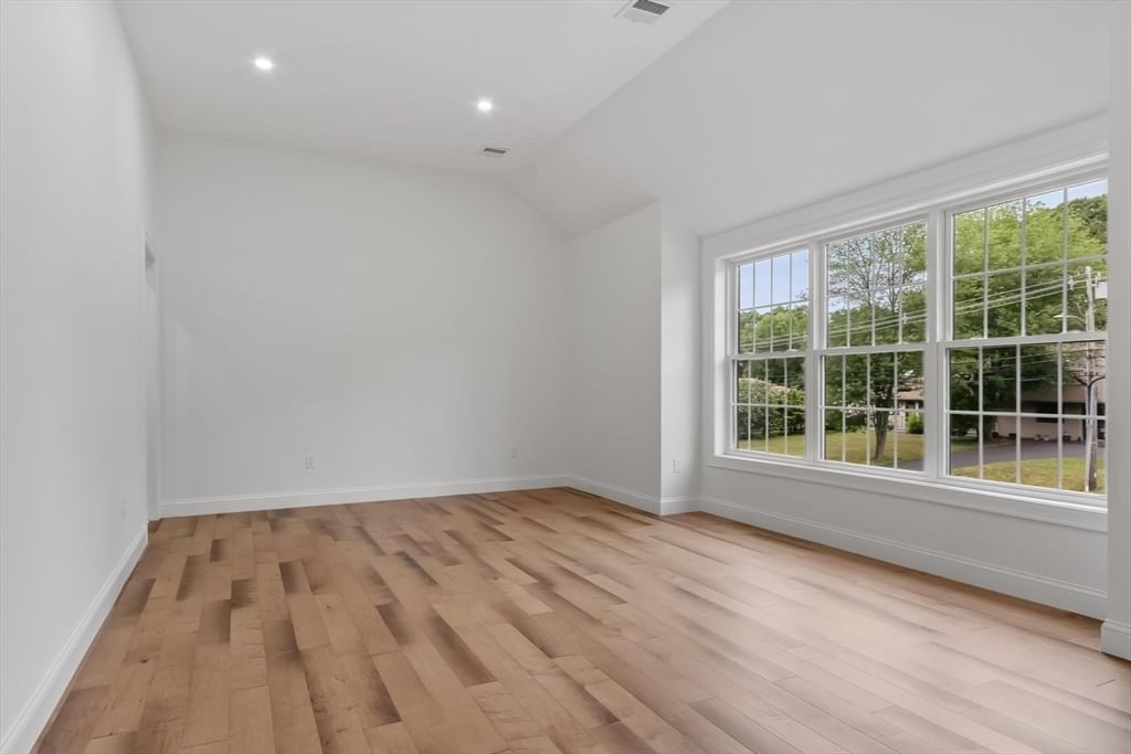 422 South Quinsigamond Ave #1, Shrewsbury, MA Photo #15