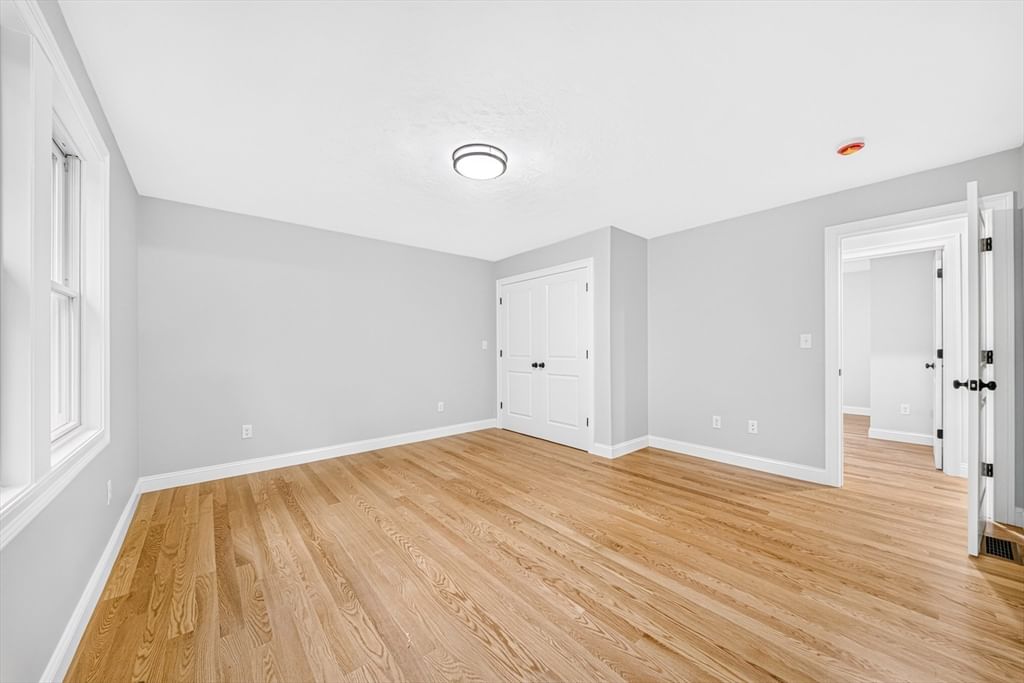 6 Mchugh Ave, Billerica, MA Photo #16