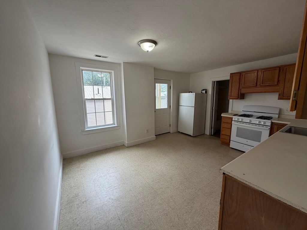 18-22 Hartwell Street, Fitchburg, MA, 18-22 Hartwell Street, Fitchburg, MA Photo #20