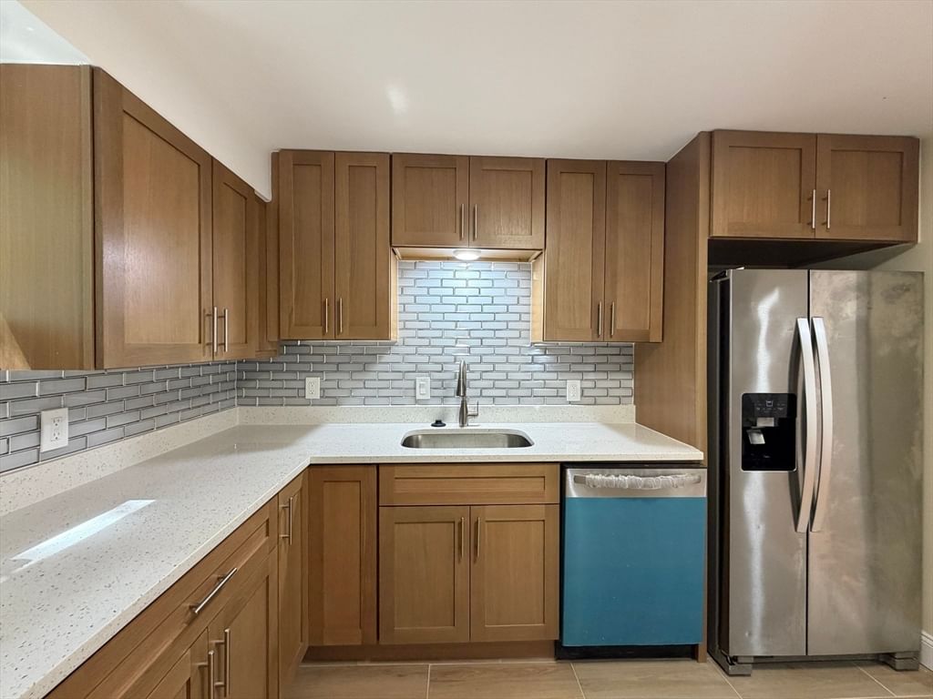 Photo of 487 Lowell Ave, Newton, MA
