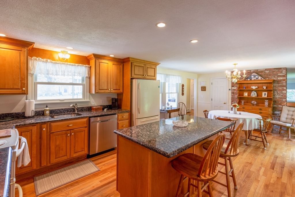 6 Cracstone Rd, Plymouth, MA, 6 Cracstone Rd, Plymouth, MA Photo #7