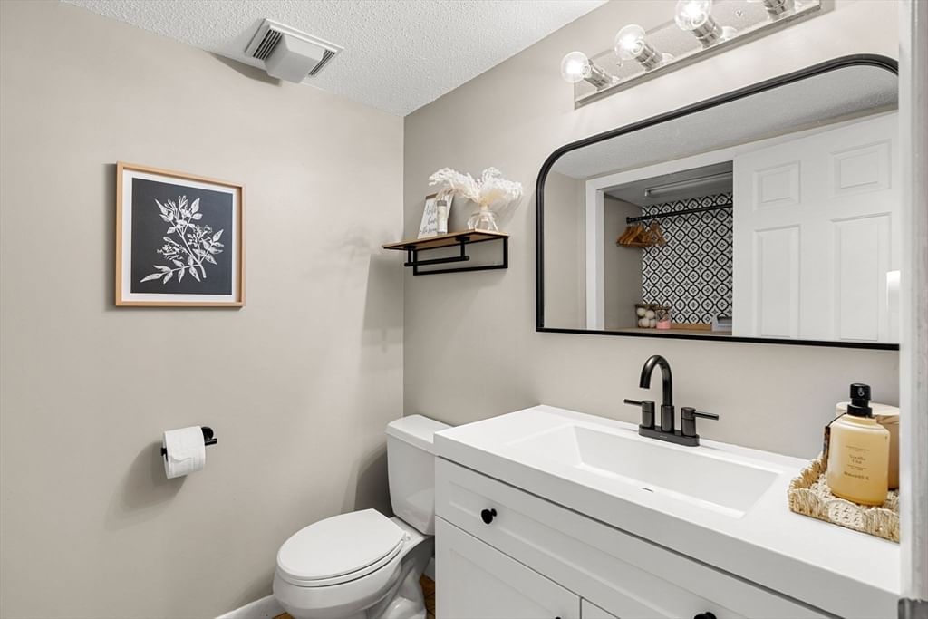 406 Pine Brook Dr #406, Peabody, MA, 406 Pine Brook Dr #406, Peabody, MA Photo #6