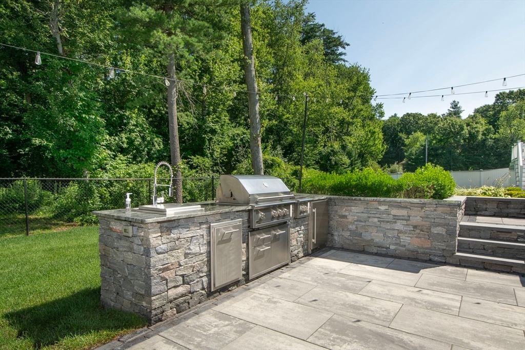 102 West Pond Street, East Bridgewater, MA, 102 West Pond Street, East Bridgewater, MA Photo #11