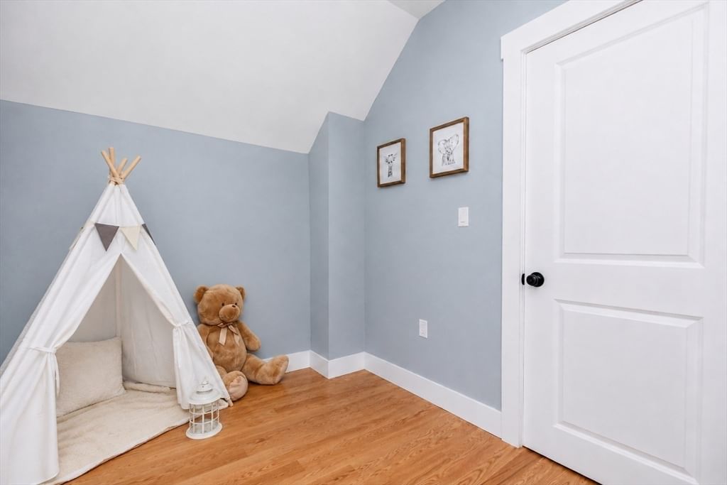17 Scott St, New Bedford, MA, 17 Scott St, New Bedford, MA Photo #18
