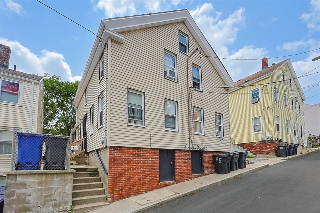 Photo of 6-8 Howell Ct, Chelsea, MA