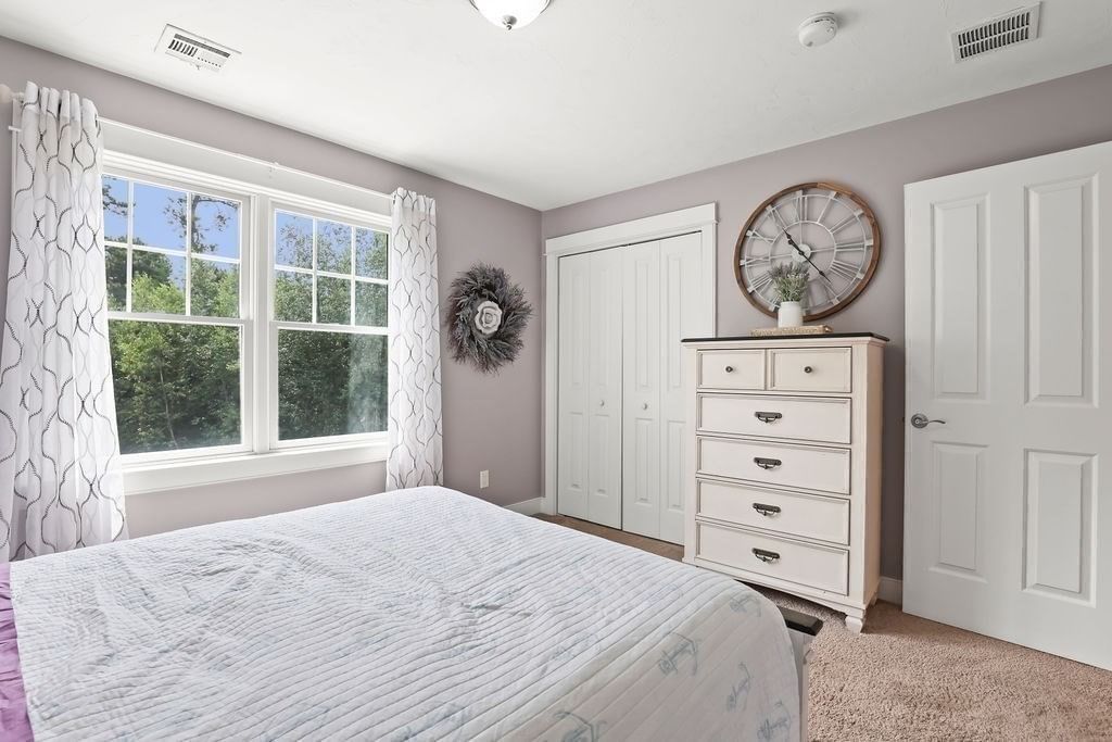 10 Pond Edge Trl, Wareham, MA Photo #30