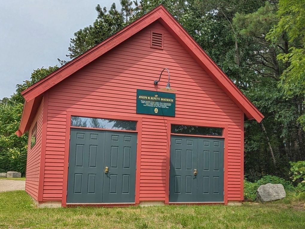 10 Pond Edge Trl, Wareham, MA Photo #39