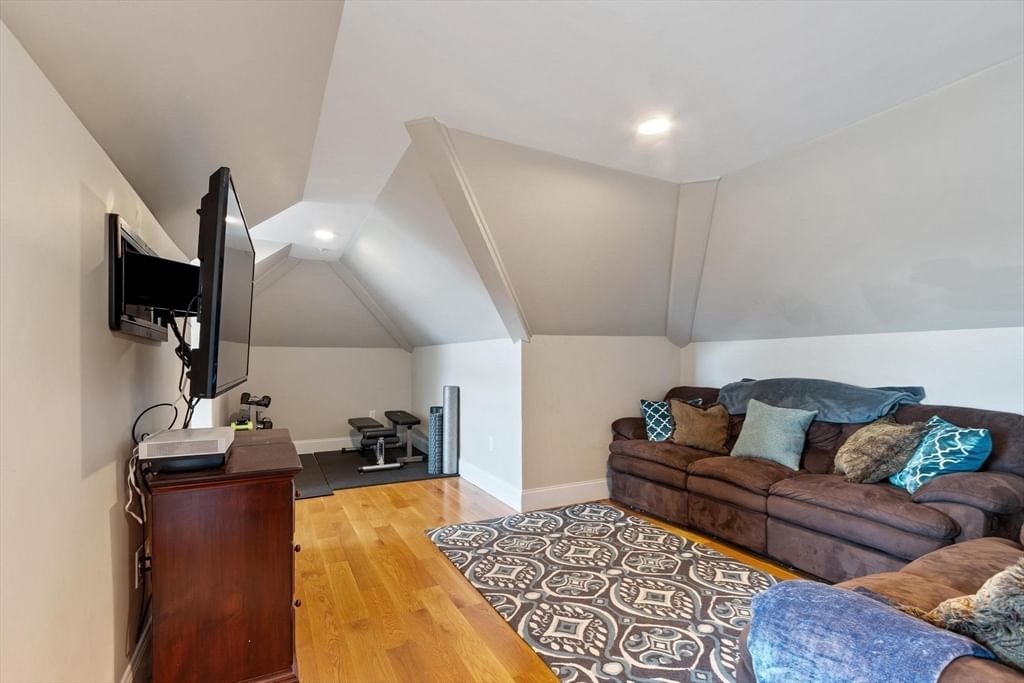 7 Bridle Spur Ln, Danvers, MA, 7 Bridle Spur Ln, Danvers, MA Photo #36