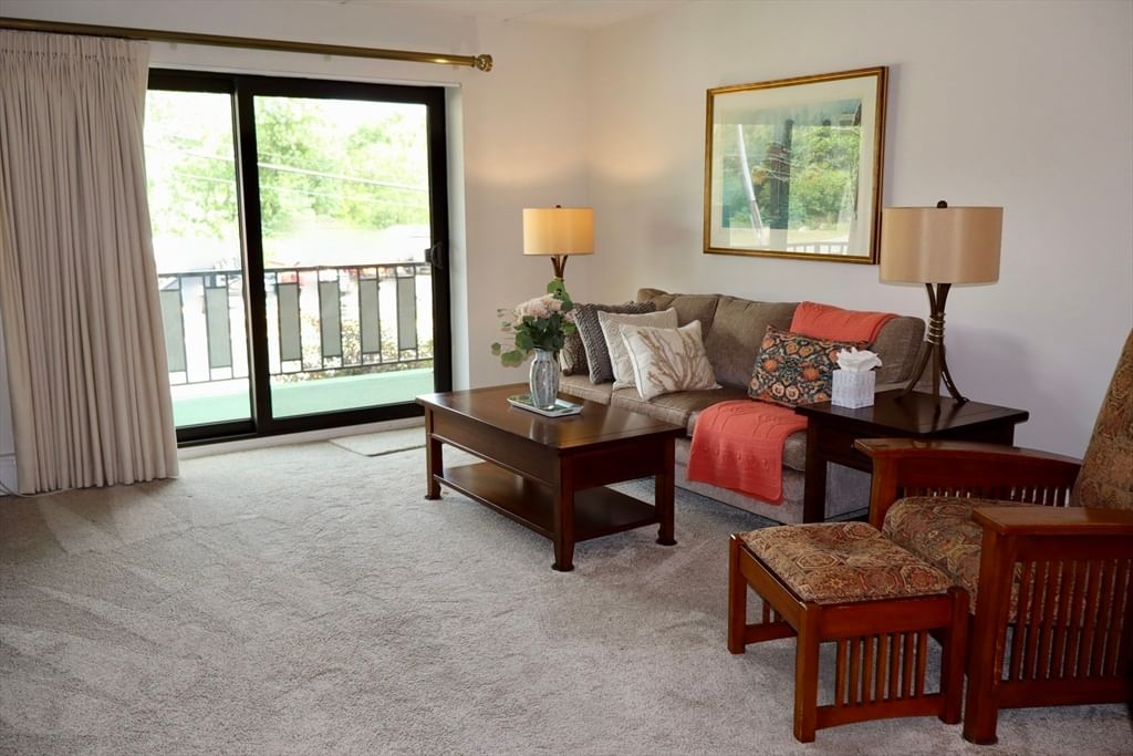 80 N Warren St #9, Woburn, MA, 80 N Warren St #9, Woburn, MA Photo #2