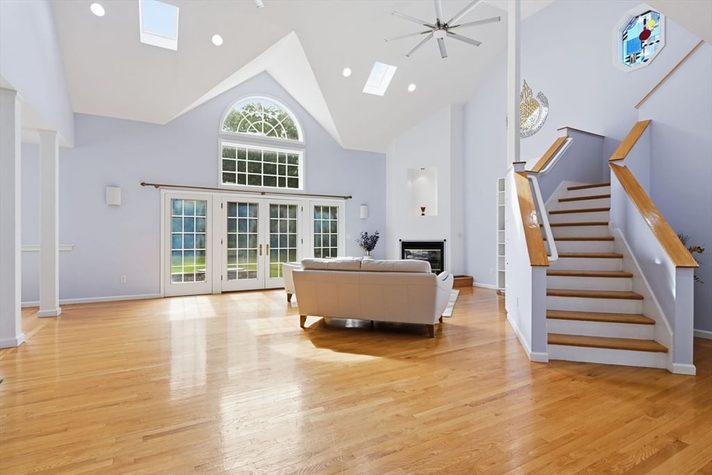 20 Raymond Cir, Westfield, MA, 20 Raymond Cir, Westfield, MA Photo #4