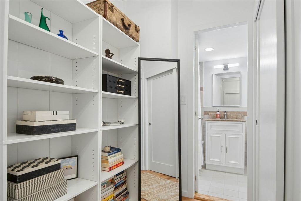 6 Whittier Pl #3L, Boston, MA Photo #15