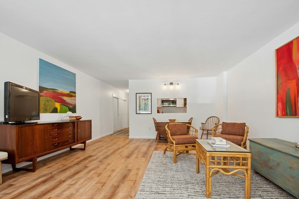 6 Whittier Pl #3L, Boston, MA Photo #19