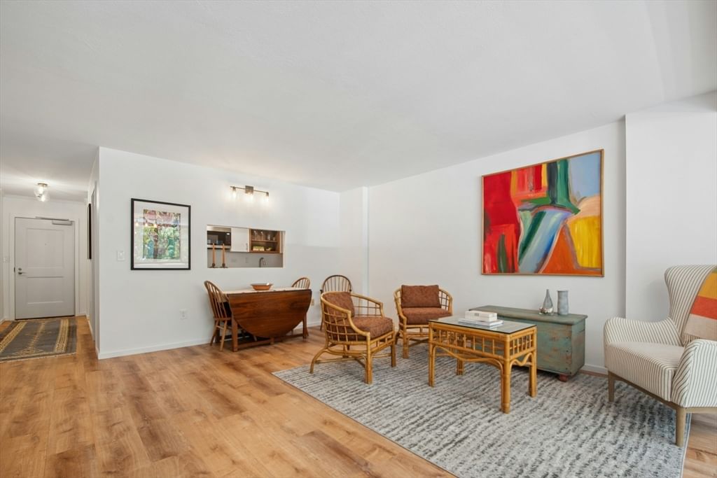 6 Whittier Pl #3L, Boston, MA Photo #5
