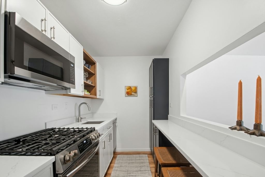 6 Whittier Pl #3L, Boston, MA Photo #7