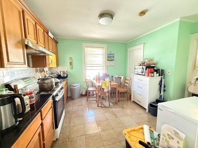 40 Woodbine St, Quincy, MA Photo #10
