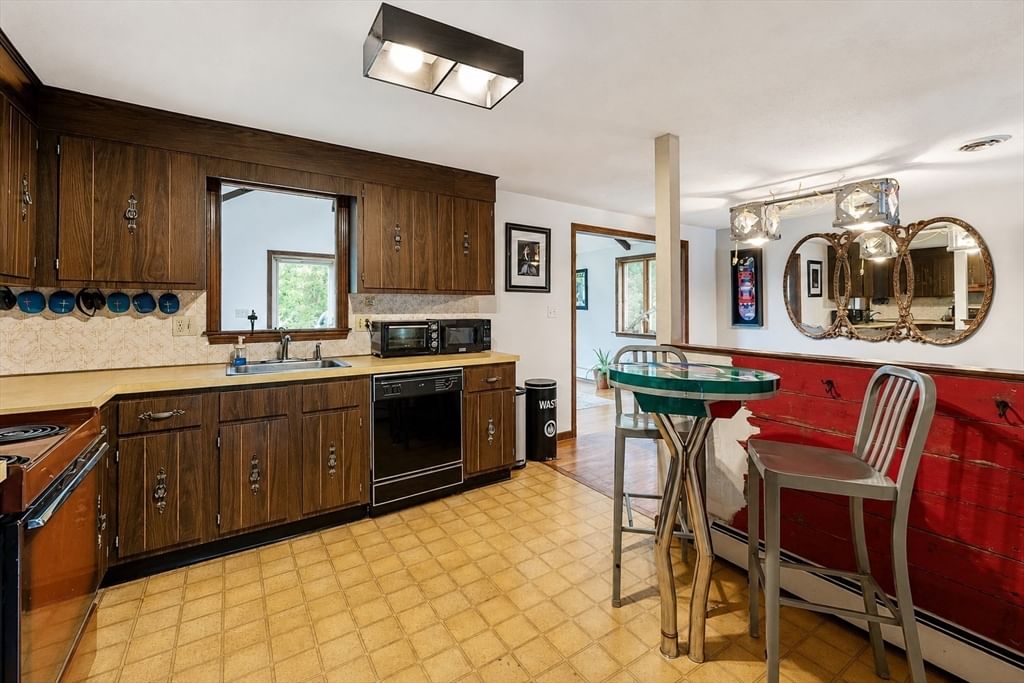 140 King James Way, Wrentham, MA, 140 King James Way, Wrentham, MA Photo #6
