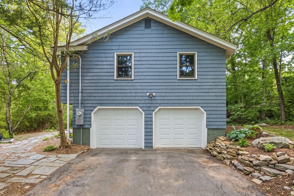 7 Hillcrest Dr, Acton, MA Photo #6